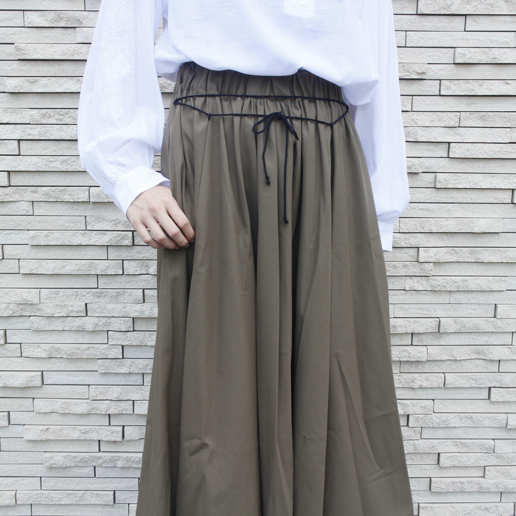 [the last flower of the afternoon] 夜のほとりcircle skirt