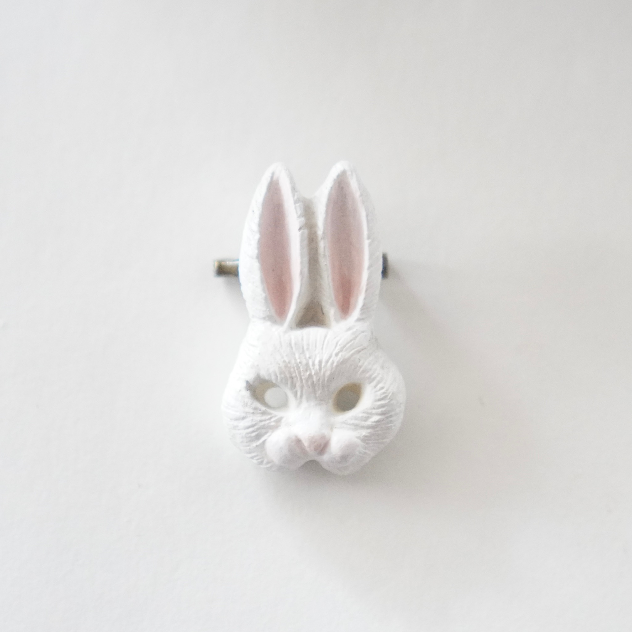 today002g/rabbitmaskブローチ(2)