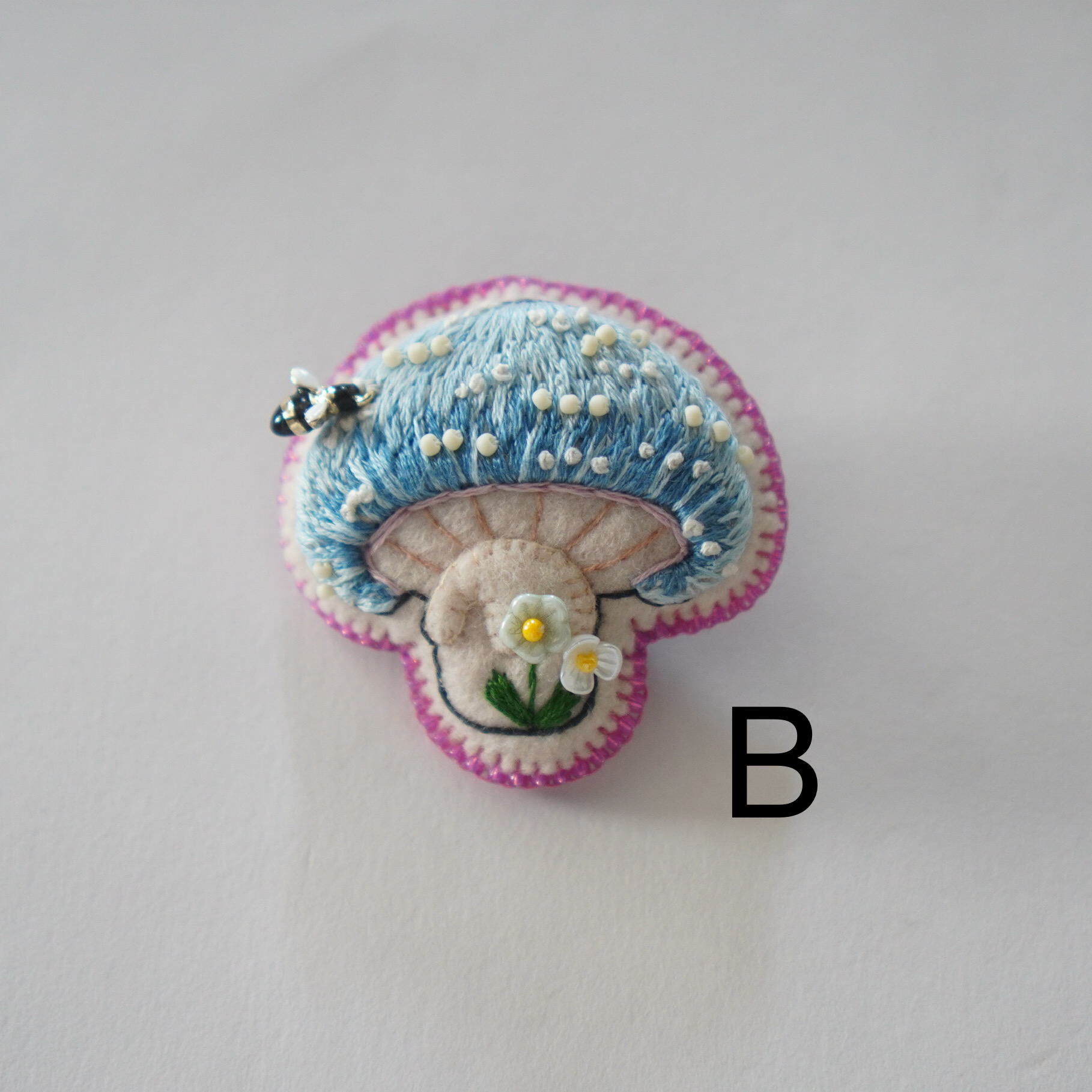 shokokawachismile - きのこの刺繍ﾌﾞﾛｰﾁB(藍染糸)(4)