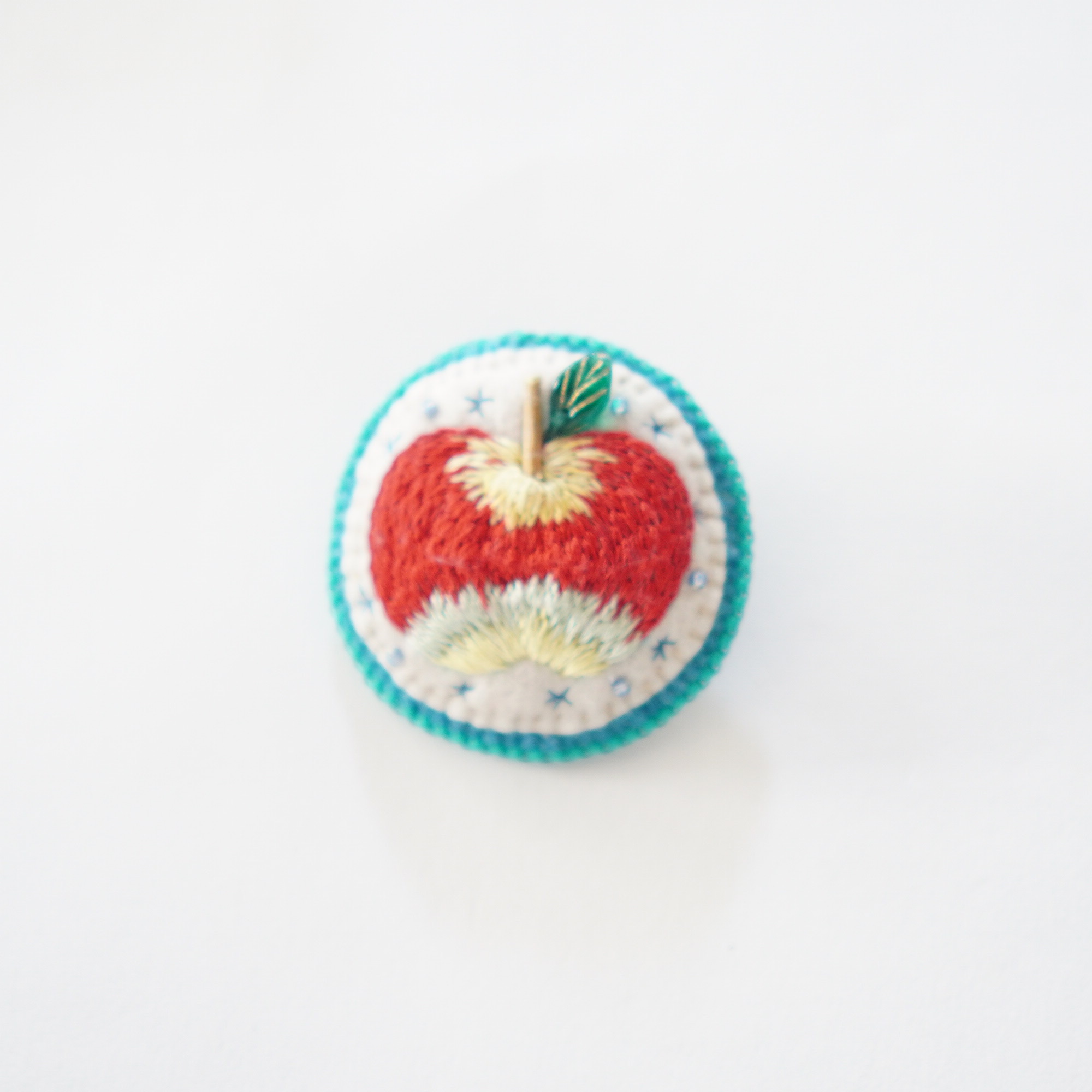 shokokawachismile - りんごの刺繍ﾌﾞﾛｰﾁ(葉っぱ)(14)